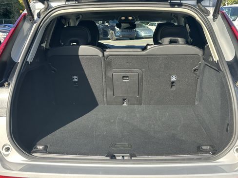 Used 2025 Volvo XC60 B5 Plus w/ Climate Package image 31