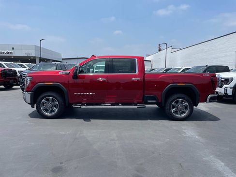 New 2025 GMC Sierra 2500 SLT w/ SLT Premium Package image 8