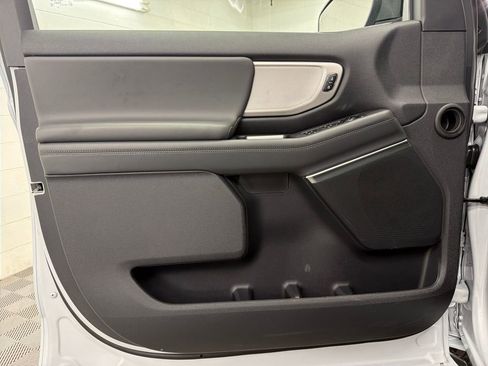 New 2026 Ford Expedition Max Active image 15