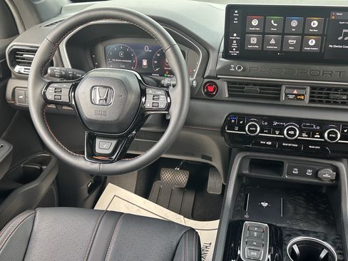 Used 2026 Honda Passport TrailSport Elite image 13