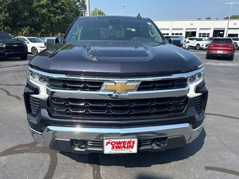 Used 2023 Chevrolet Silverado 1500 LT AWD/4WD image 8
