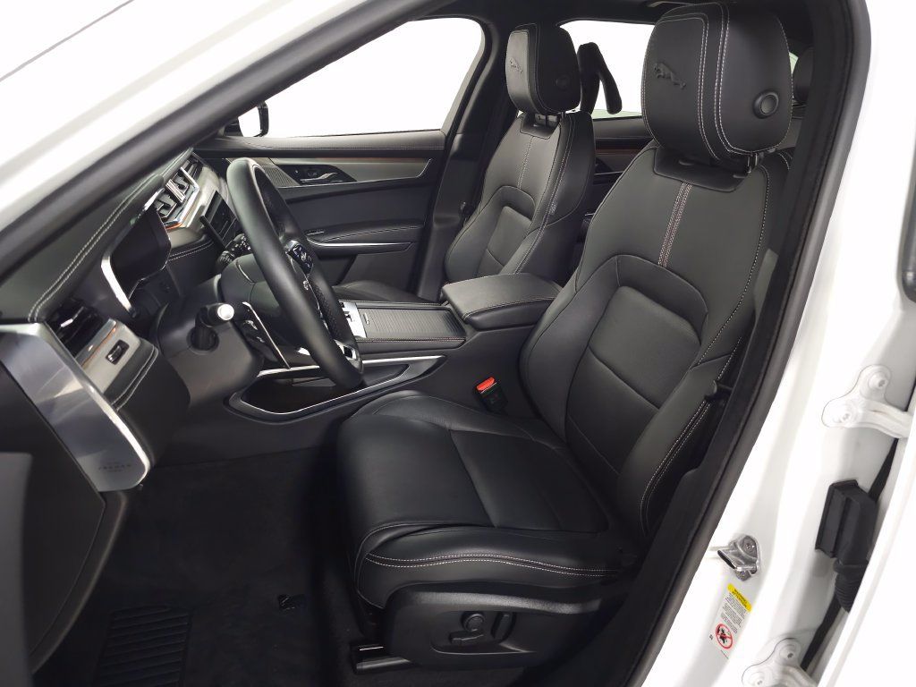 Used 2025 Jaguar F-PACE R-Dynamic S AWD/4WD image 18