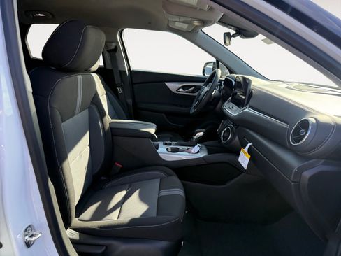 New 2026 Chevrolet Blazer LT w/ Midnight/Sport Edition image 19