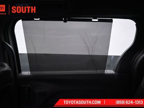 Used 2023 Toyota Sienna XSE w/ XSE Plus Package AWD/4WD image 29