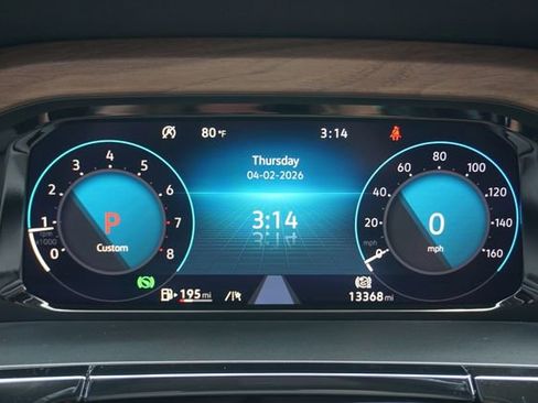 Used 2024 Volkswagen Atlas SE image 8