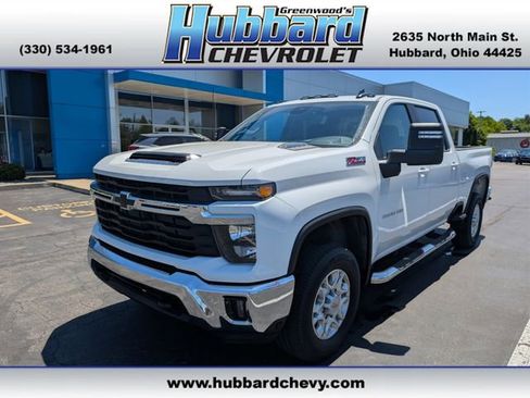 Used 2024 Chevrolet Silverado 3500 LT w/ Convenience Package AWD/4WD image 1