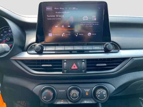 Certified 2023 Kia Forte LXS FWD image 33
