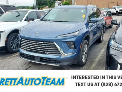 Used 2025 Buick Enclave Preferred w/ Power Package