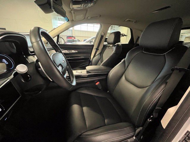 Used 2025 Genesis GV70 2.5T AWD/4WD image 21