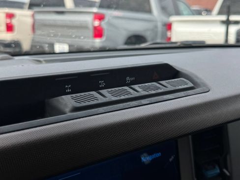 Used 2022 Ford Bronco Outer Banks AWD/4WD image 23