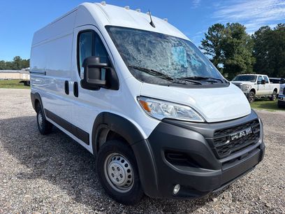 Used 2025 RAM ProMaster 2500 w/ Convenience Group