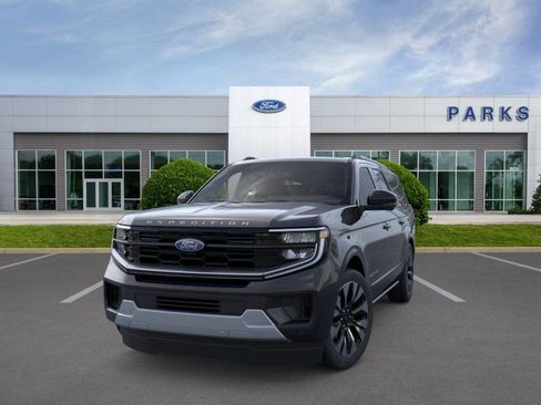 New 2026 Ford Expedition Max Platinum w/ Driver's Package AWD/4WD image 2