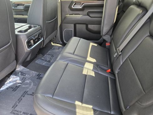 Used 2023 GMC Sierra 1500 SLT w/ SLT Premium Plus Package AWD/4WD image 20