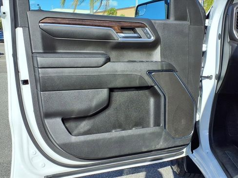 Used 2024 GMC Sierra 1500 SLE w/ Enhanced Capability Package image 25