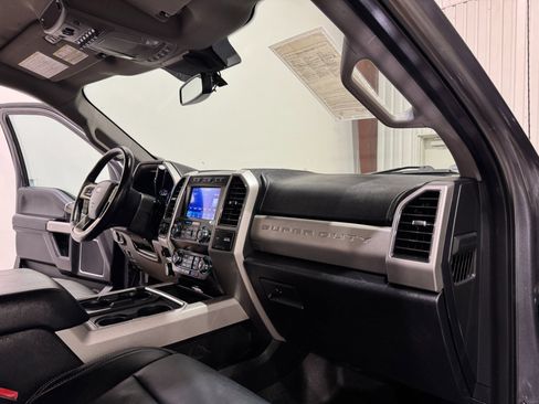 Used 2021 Ford F350 Lariat w/ Lariat Ultimate Package image 11