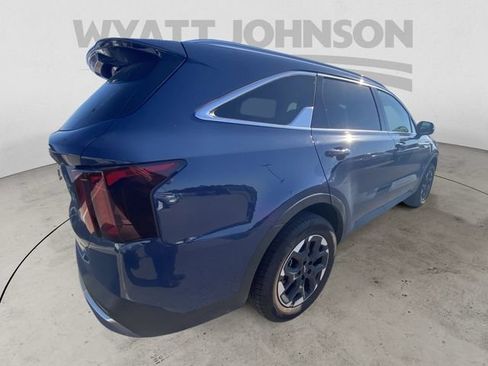 Used 2026 Kia Sorento S AWD/4WD image 10