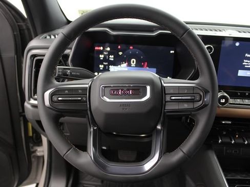 New 2026 GMC Canyon AT4 w/ Technology Plus Package AWD/4WD image 22