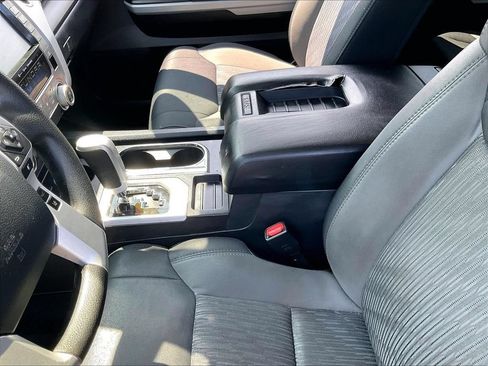 Used 2020 Toyota Tundra SR5 w/ TRD Off-Road Package AWD/4WD image 20