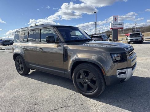 Used 2020 Land Rover Defender 110 SE image 7