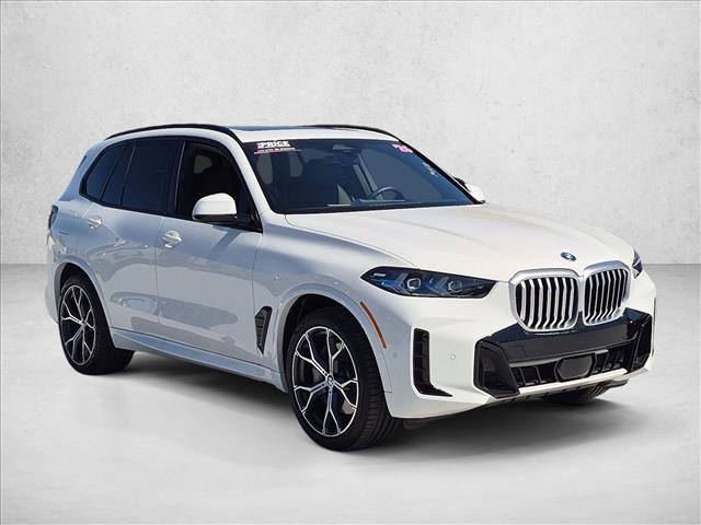 Certified 2026 BMW X5 xDrive50e w/ M Sport Package AWD/4WD image 3