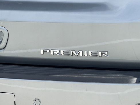 New 2026 Chevrolet Suburban Premier image 6