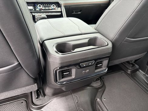 Certified 2025 GMC Sierra 1500 AT4 w/ AT4 Premium Package AWD/4WD image 50