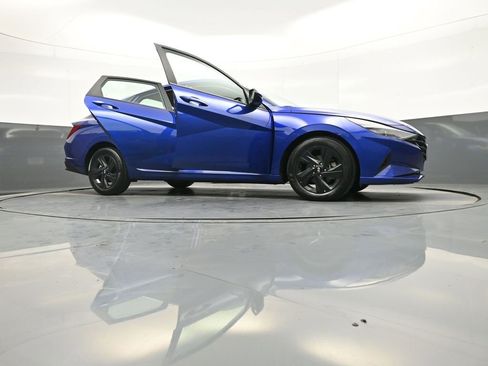 Certified 2023 Hyundai Elantra SEL w/ Cargo Package image 47