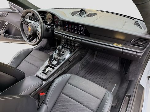 Certified 2024 Porsche 911 GT3 RS RWD image 29