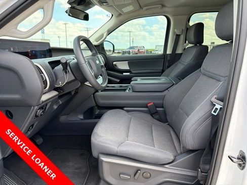 New 2026 Ford Expedition Max Active AWD/4WD image 2