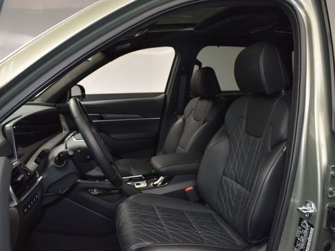Used 2025 Kia Telluride SX Prestige X-Line AWD/4WD image 9