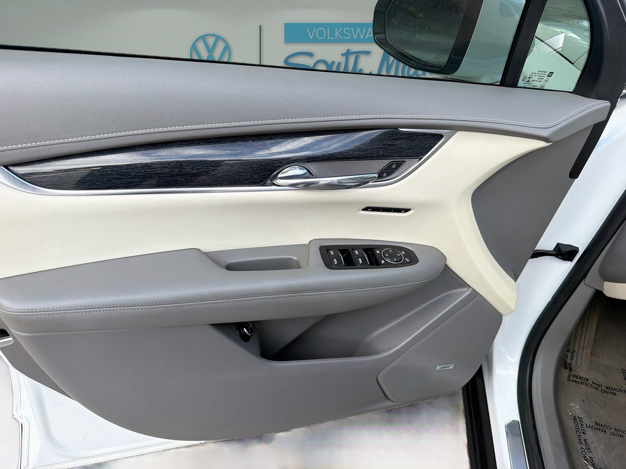 Used 2022 Cadillac XT6 Premium Luxury FWD image 19