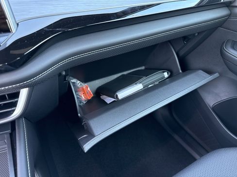 New 2026 Volkswagen Atlas Cross Sport SE image 41