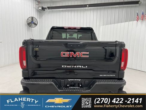 Used 2025 GMC Sierra 1500 Denali AWD/4WD image 4
