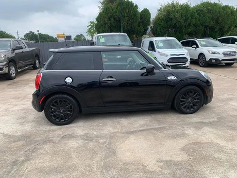 Used 2020 MINI Cooper S FWD image 8