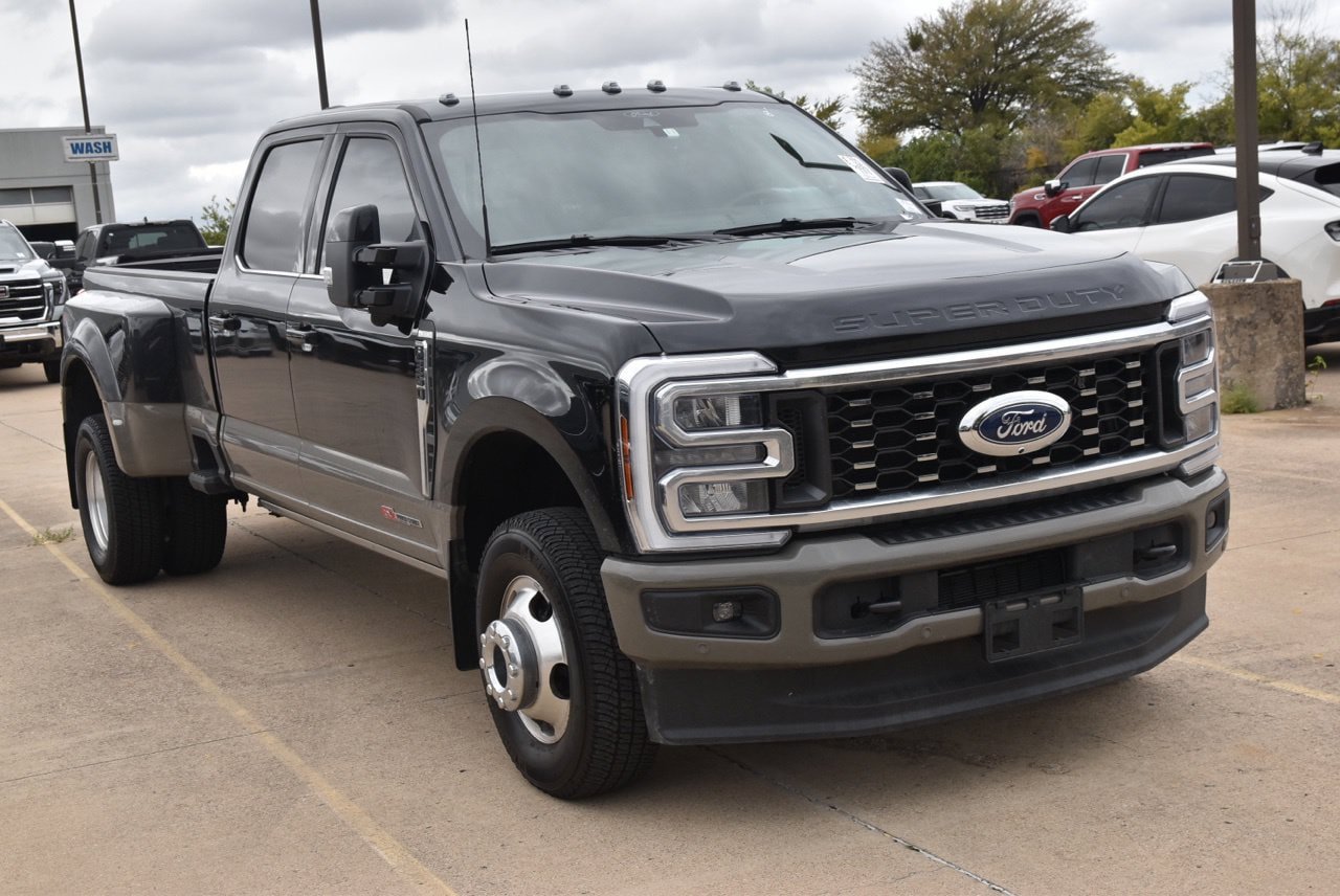 Certified 2026 Ford F350 King Ranch AWD/4WD image 4