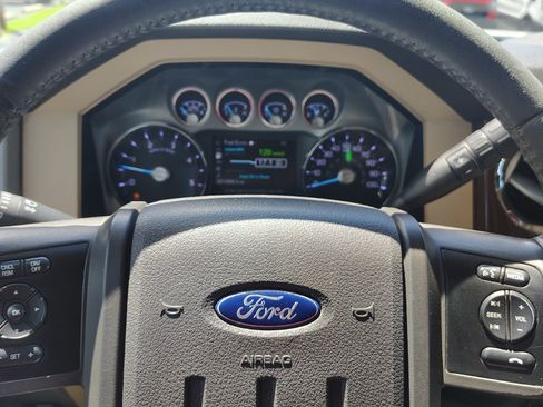 Used 2013 Ford F250 Lariat w/ Chrome Pkg AWD/4WD image 33