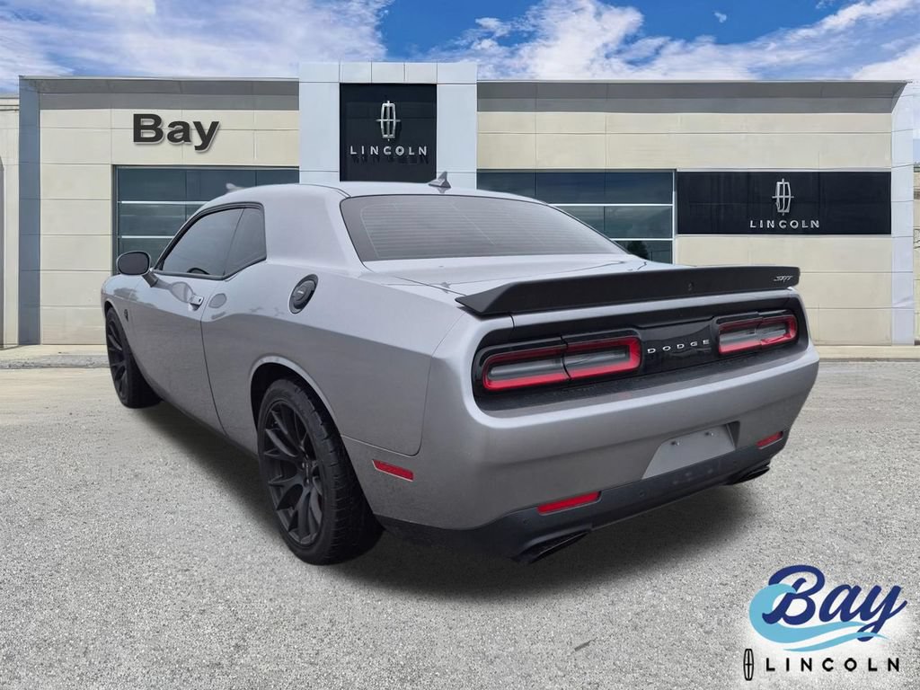 Used 2015 Dodge Challenger SRT Hellcat RWD image 8
