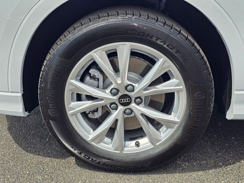 New 2025 Audi Q3 2.0T Premium Plus image 8