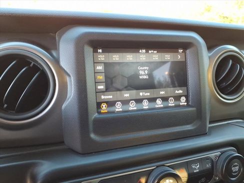 Used 2021 Jeep Wrangler Unlimited Sport image 20