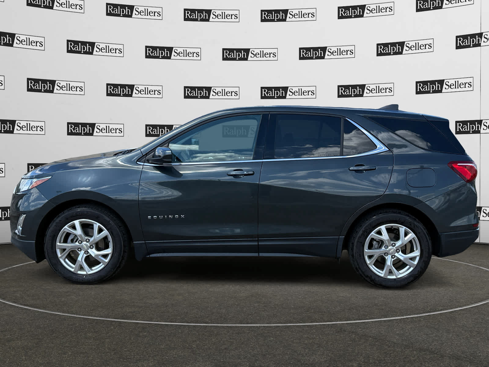 Used 2020 Chevrolet Equinox LT FWD image 3