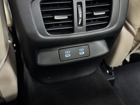 Used 2025 Acura TLX w/ Technology Package image 33