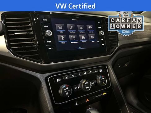 Certified 2023 Volkswagen Atlas Cross Sport SE image 22