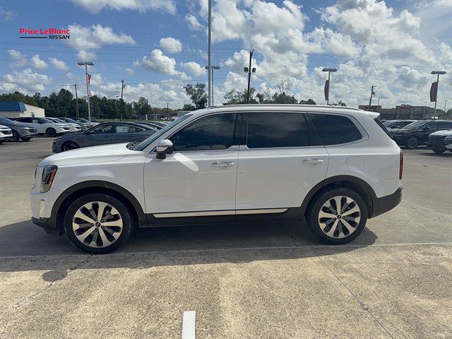 Used 2022 Kia Telluride S FWD image 4
