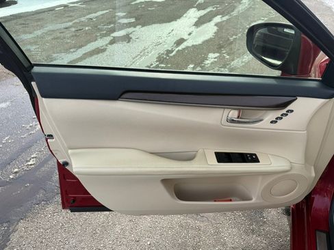 Used 2013 Lexus ES 350 image 14