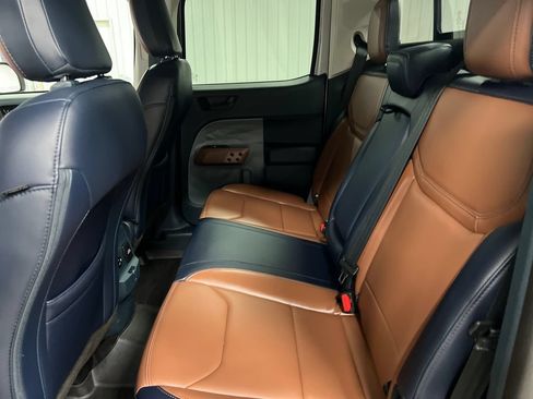 Used 2022 Ford Maverick Lariat w/ Lariat Luxury Package AWD/4WD image 13
