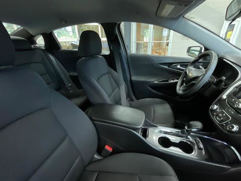 Used 2021 Chevrolet Malibu LS w/ Driver Confidence Package II FWD image 32