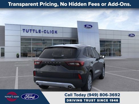 New 2025 Ford Escape Active image 8