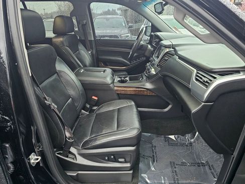 Used 2017 Chevrolet Tahoe LT w/ LT Signature Package image 29