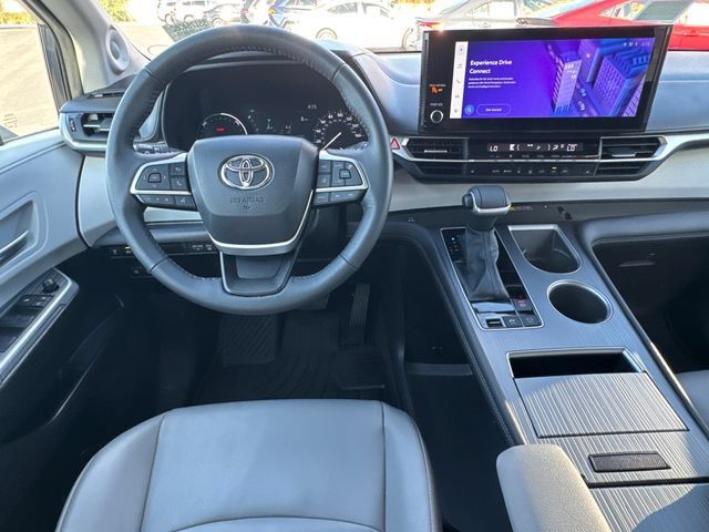 New 2025 Toyota Sienna XLE w/ XLE Plus Package AWD/4WD image 23