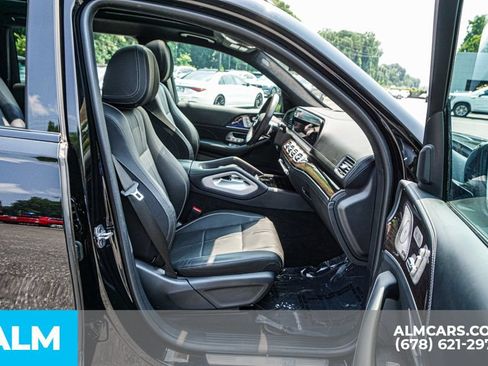Used 2024 Mercedes-Benz GLS 580 4MATIC w/ Warmth & Comfort Package image 24